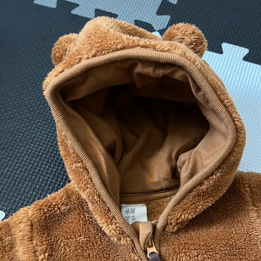 H&M Cozy Set - Picture 3 of 9